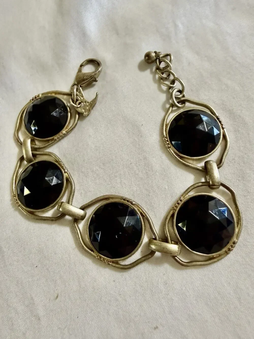 Vintage Bracelet Black Glass Cabochons Gold Tone Links Adjustable 7-9”